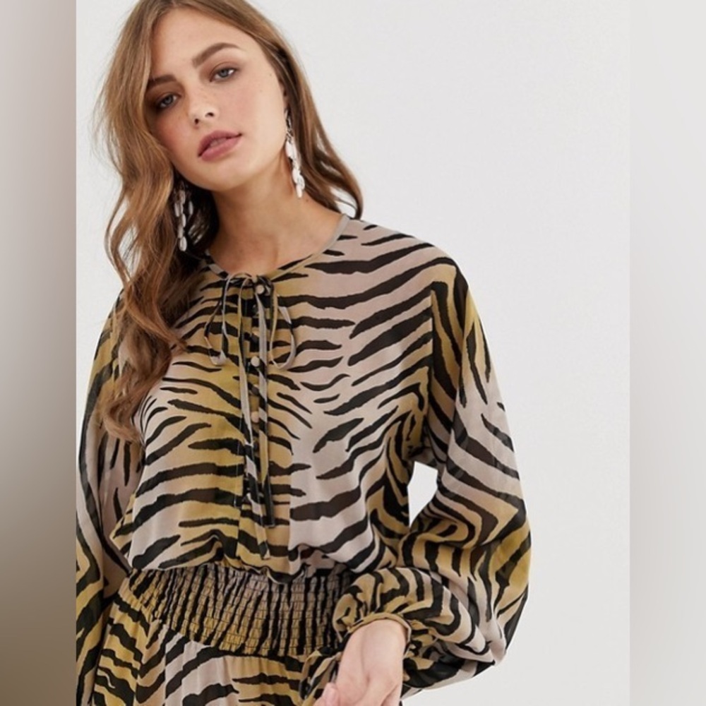 ASOS Animal Print Long Sleeve Mini Dress | Size 8 - Picture 3 of 10